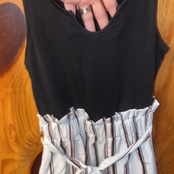 Romper - Picture 3 of 4